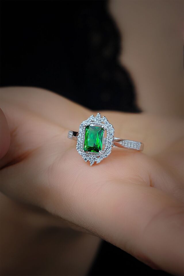 ENCİLİ SİLVER 925 Ayar Gümüş Zümrüt Yeşili Kadın Yüzük