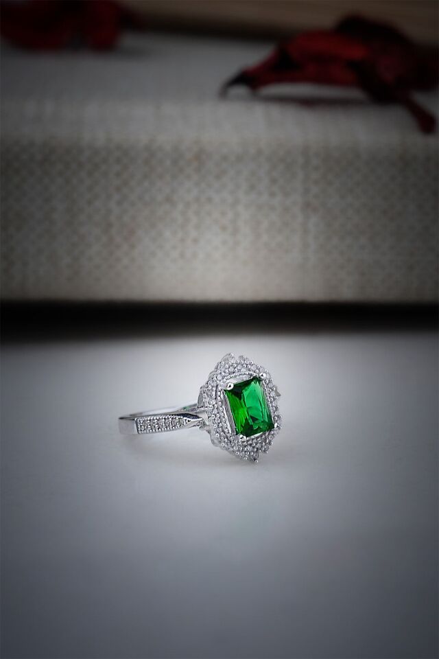 ENCİLİ SİLVER 925 Ayar Gümüş Zümrüt Yeşili Kadın Yüzük